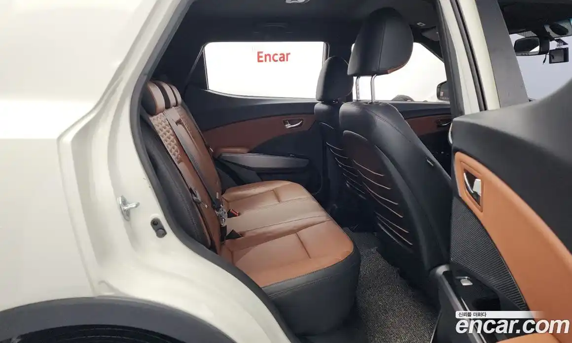 SsangYong TIBOLI 2019 1.6 Автомат в Москве № 32917, фото 18