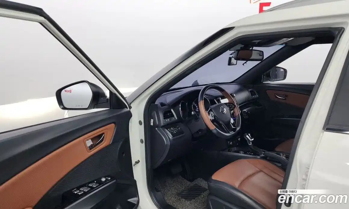 SsangYong TIBOLI 2019 1.6 Автомат в Москве № 32917, фото 4