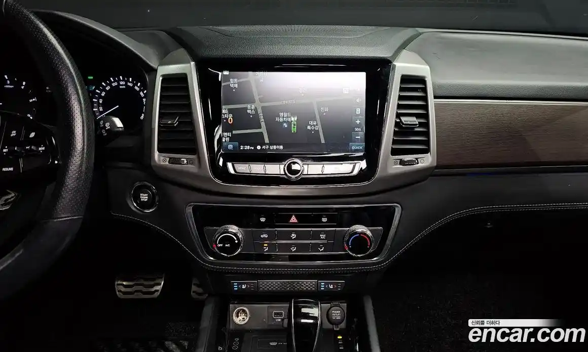 SsangYong Rexton 2018 2.2 Автомат в Москве № 33374, фото 13