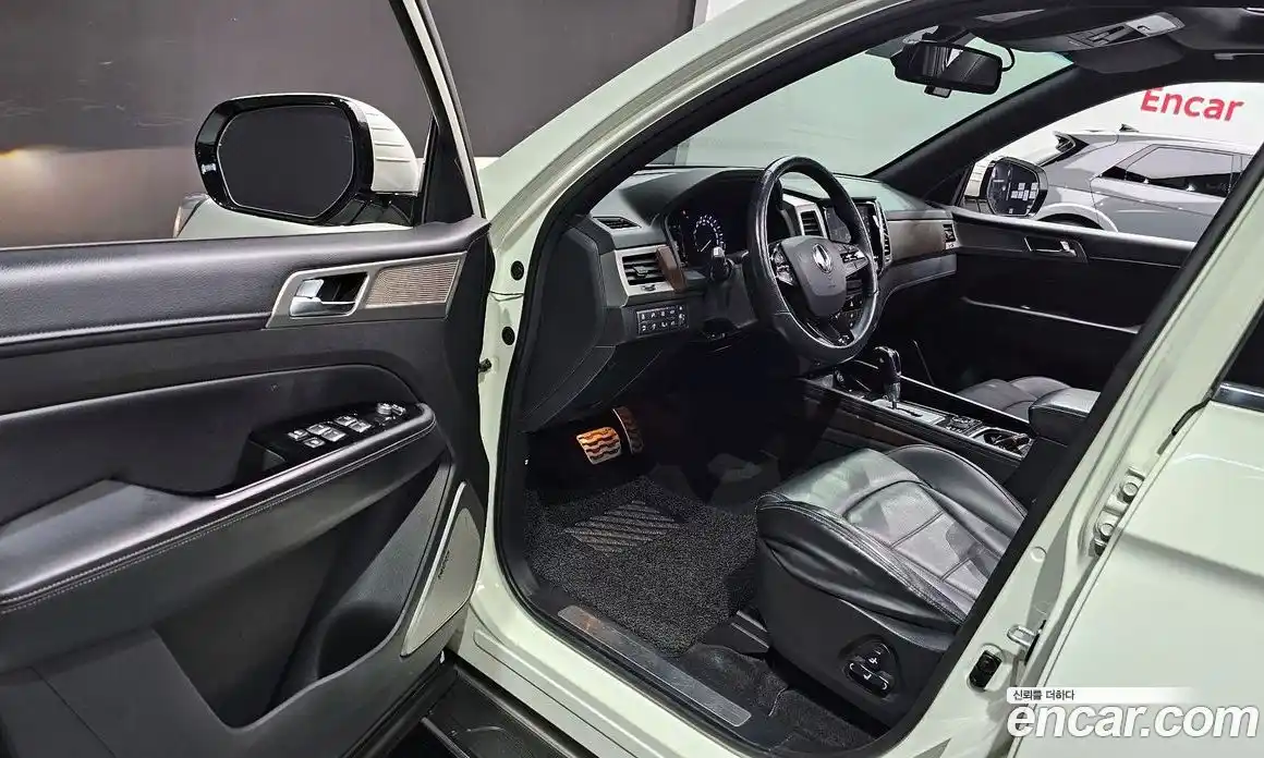 SsangYong Rexton 2018 2.2 Автомат в Москве № 33374, фото 17