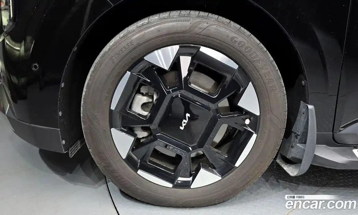 Kia Canival 2024 2.2 Автомат в Москве № 338490, фото 15