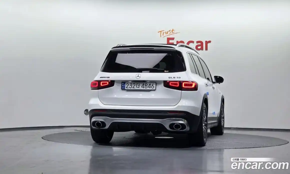 Mercedes-Benz GLB-Class 2023 2.0 Автомат в Москве № 339572, фото 12