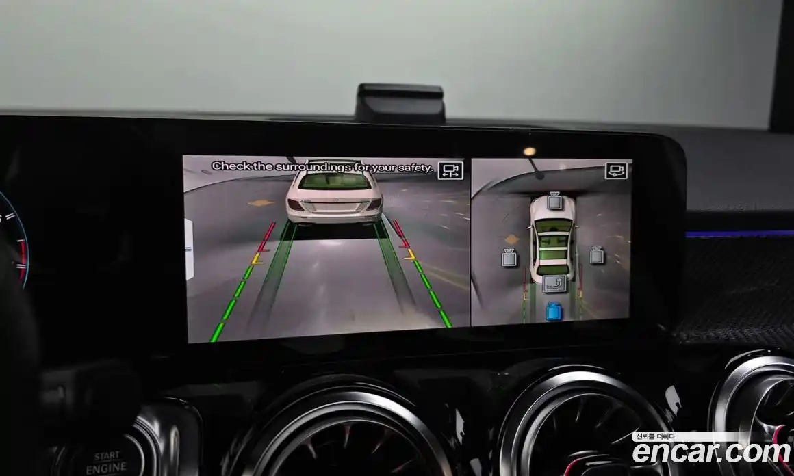 Mercedes-Benz GLB-Class 2023 2.0 Автомат в Москве № 339572, фото 20