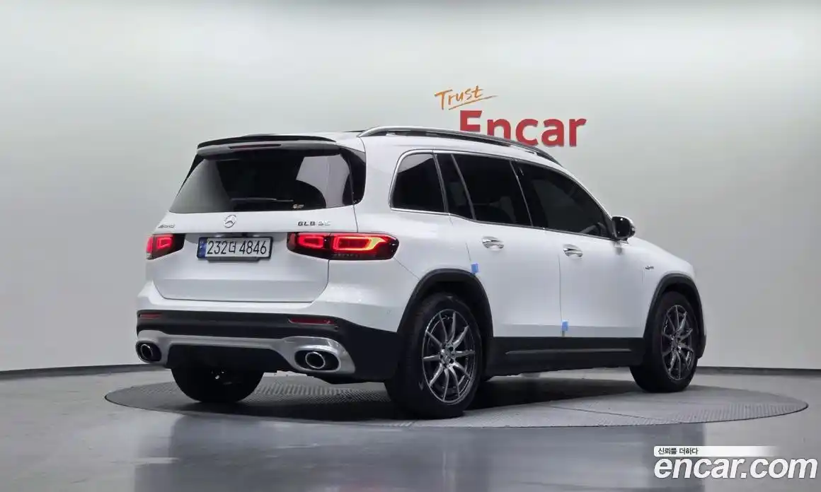 Mercedes-Benz GLB-Class 2023 2.0 Автомат в Москве № 339572, фото 3