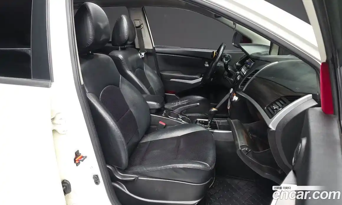 SsangYong Korando 2015 2.0 Автомат в Москве № 341671, фото 7