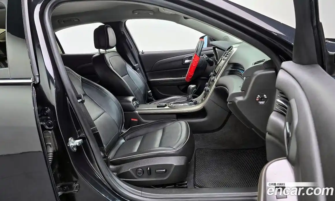 Chevrolet Malibu 2012 2.0 Автомат в Москве № 36725, фото 2