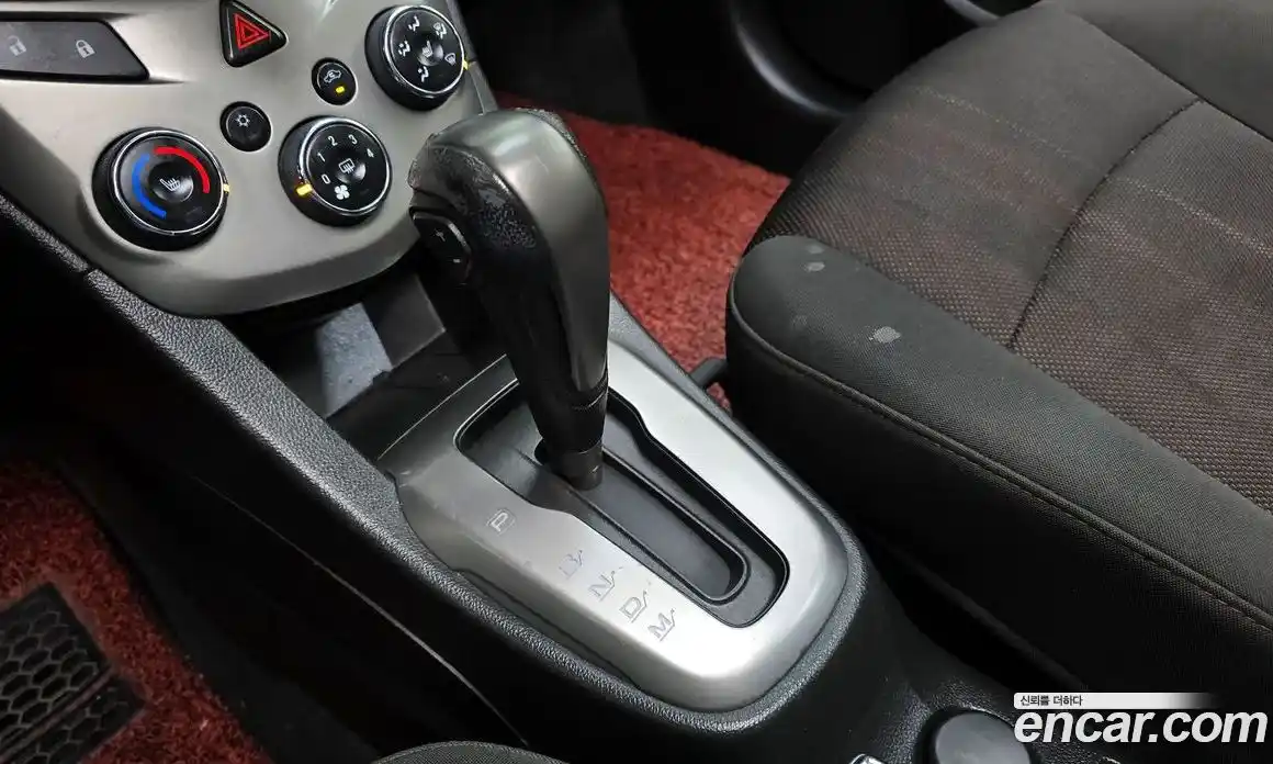 Chevrolet Aveo 2014 1.6 Автомат в Москве № 38437, фото 16