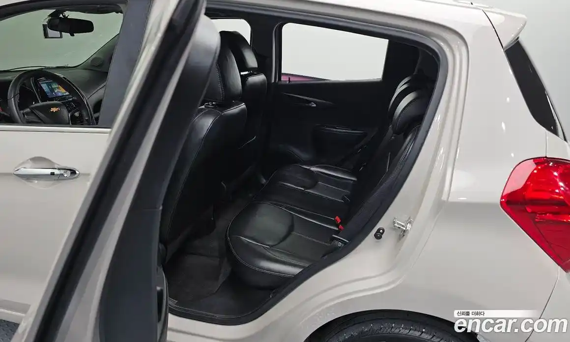 Chevrolet Spark 2017 1.0 Автомат в Москве № 40904, фото 15