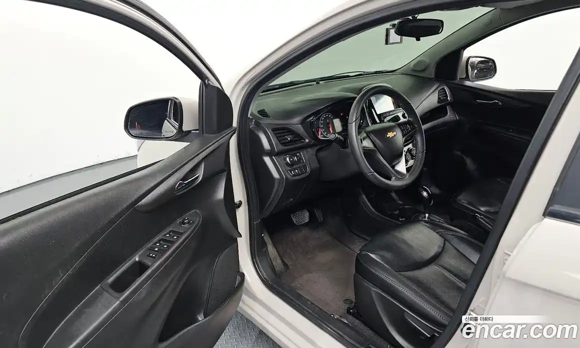 Chevrolet Spark 2017 1.0 Автомат в Москве № 40904, фото 16