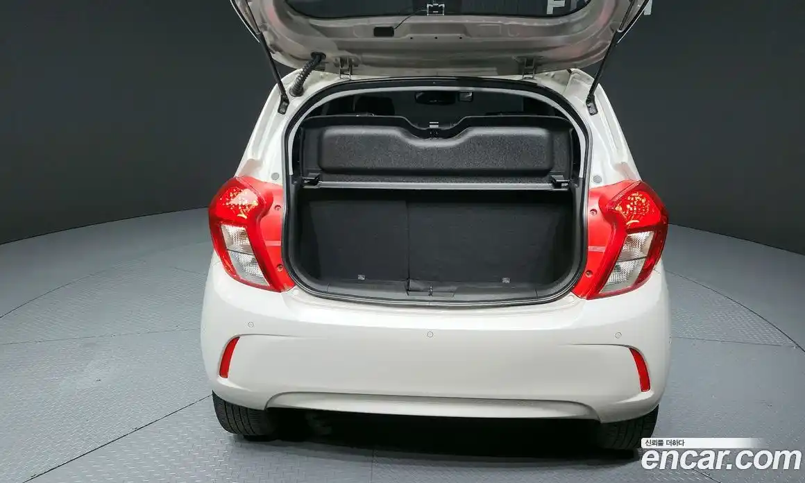 Chevrolet Spark 2020 1.0 Автомат в Москве № 42225, фото 13