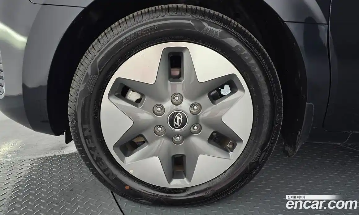 Hyundai Staria 2025 1.6 Автомат в Москве № 43718, фото 11