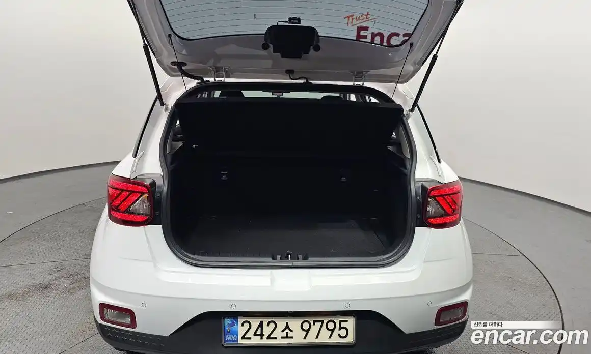 Hyundai Venue 2022 1.6 Автомат в Москве № 44972, фото 20