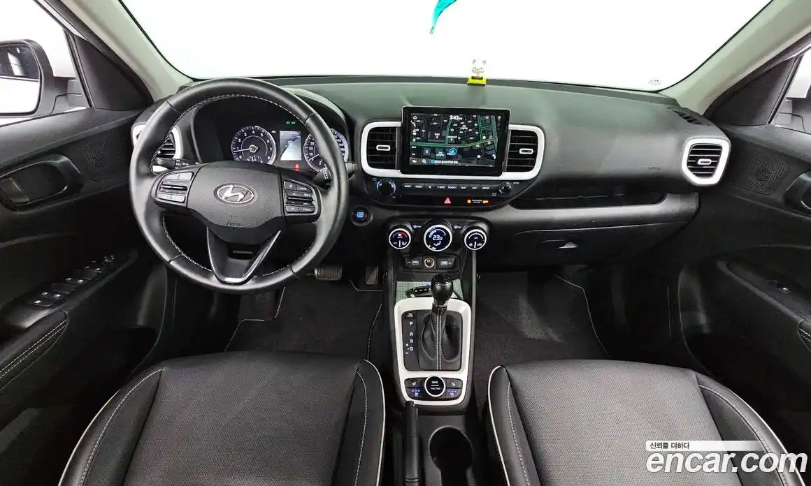 Hyundai Venue 2022 1.6 Автомат в Москве № 44972, фото 9