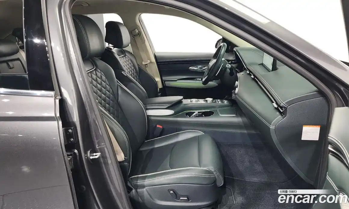 Genesis GV70 2022 0.1 Автомат в Москве № 56362, фото 9