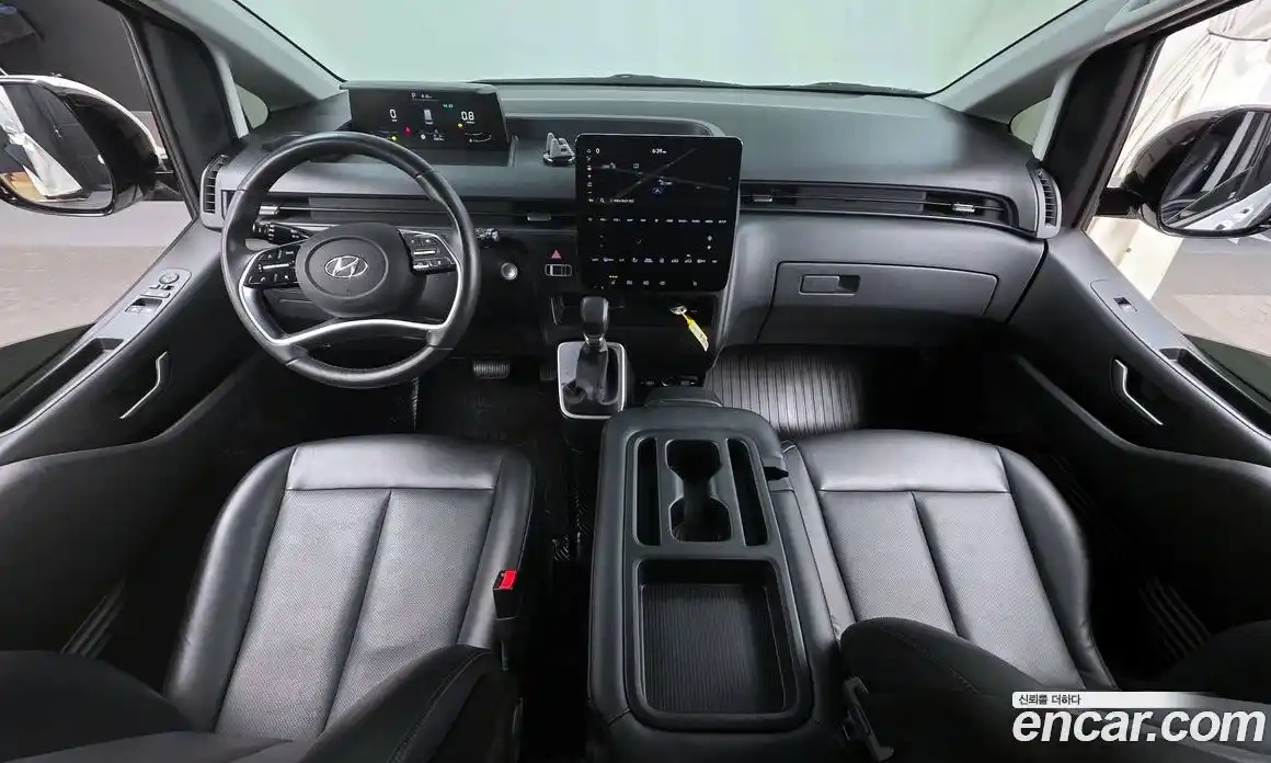 Hyundai Staria 2023 2.2 Автомат в Москве № 6292, фото 16