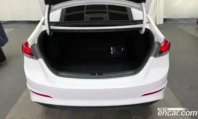 Hyundai Avante 2017 1.6 Механическая в Москве № 8053, миниатюра 7