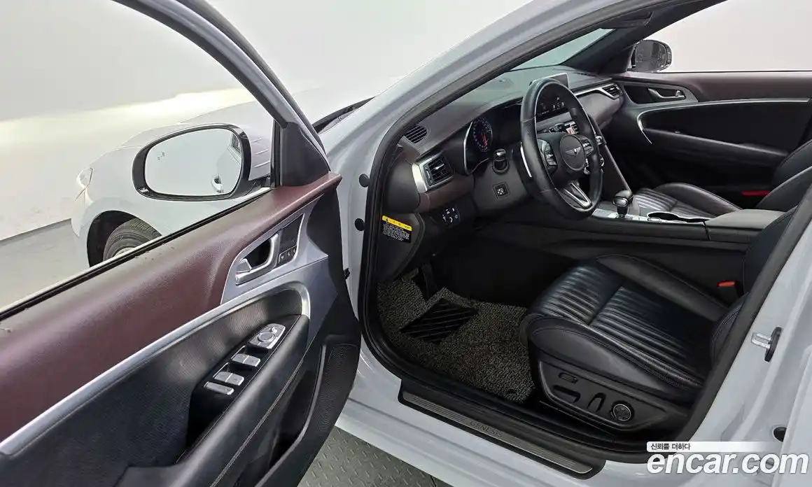 Genesis G70 2019 2.0 Автомат в Москве № 83655, фото 19