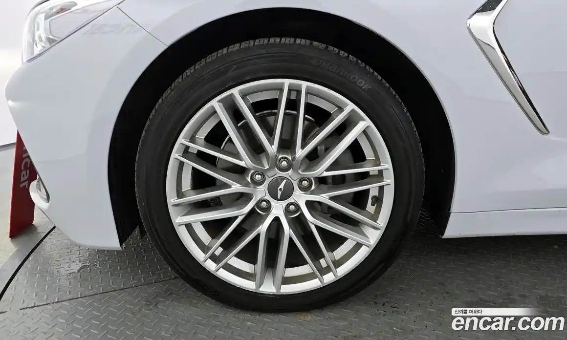 Genesis G70 2019 2.0 Автомат в Москве № 83655, фото 9