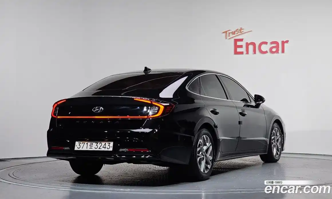 Hyundai Sonata 2022 2.0 Автомат в Москве № 8821, фото 19