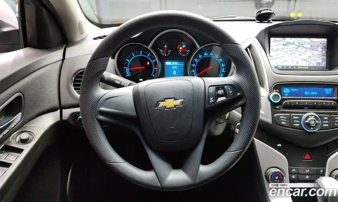 Chevrolet Cruze 2016 1.8 Автомат в Москве № 99774, фото 17