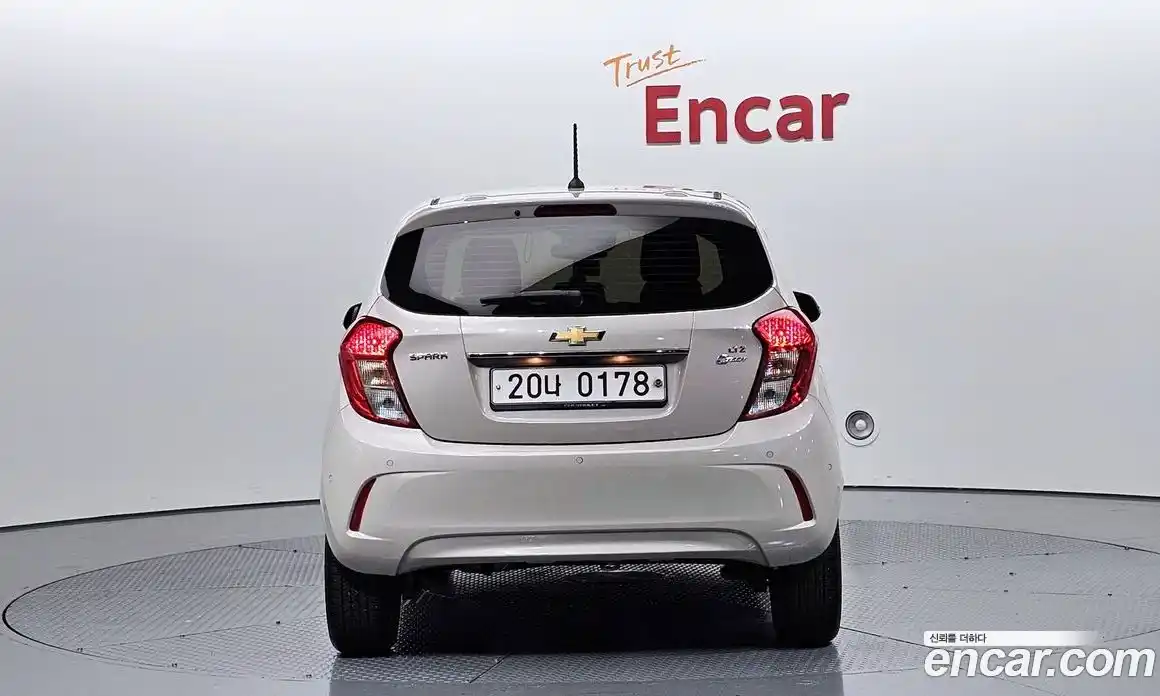 Chevrolet Spark 2017 1.0 Автомат в Москве № 105360, фото 13