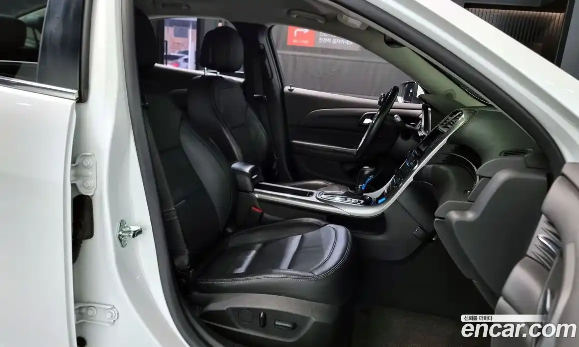 Chevrolet Malibu 2015 2.0 Автомат в Москве № 105651, фото 11