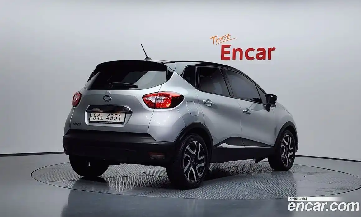 Renault QM3 2014 1.5 Автомат в Москве № 107359, фото 11