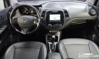 Renault QM3 2014 1.5 Автомат в Москве № 107359, миниатюра 5