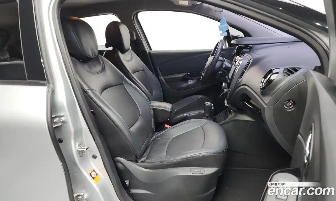 Renault QM3 2014 1.5 Автомат в Москве № 107359, фото 7