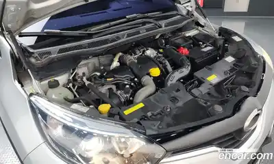 Renault QM3 2014 1.5 Автомат в Москве № 107359, миниатюра 8