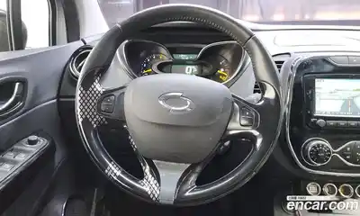Renault QM3 2014 1.5 Автомат в Москве № 107359, миниатюра 10