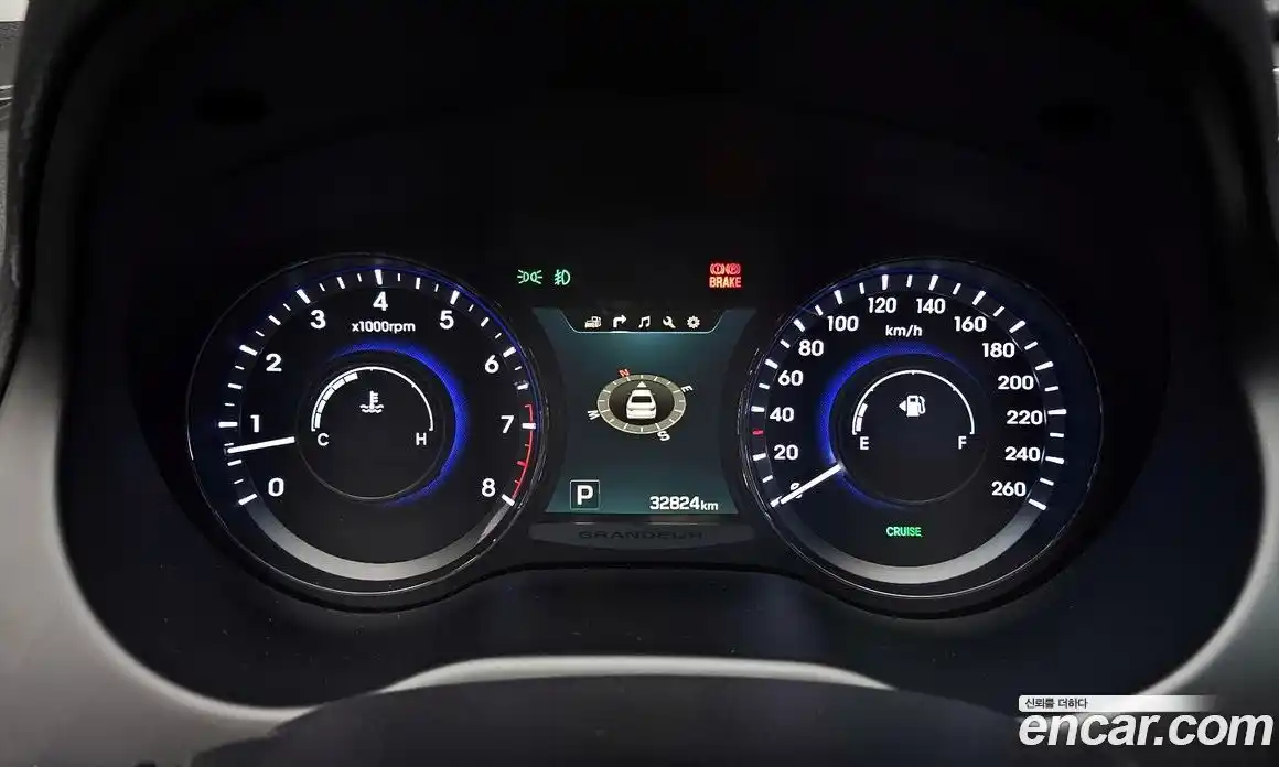 Hyundai Grandeur 2016 3.0 Автомат в Москве № 111158, фото 18