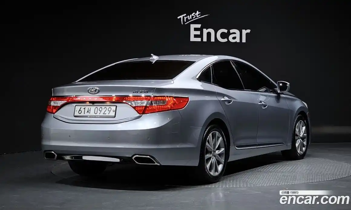 Hyundai Grandeur 2016 3.0 Автомат в Москве № 111158, фото 8