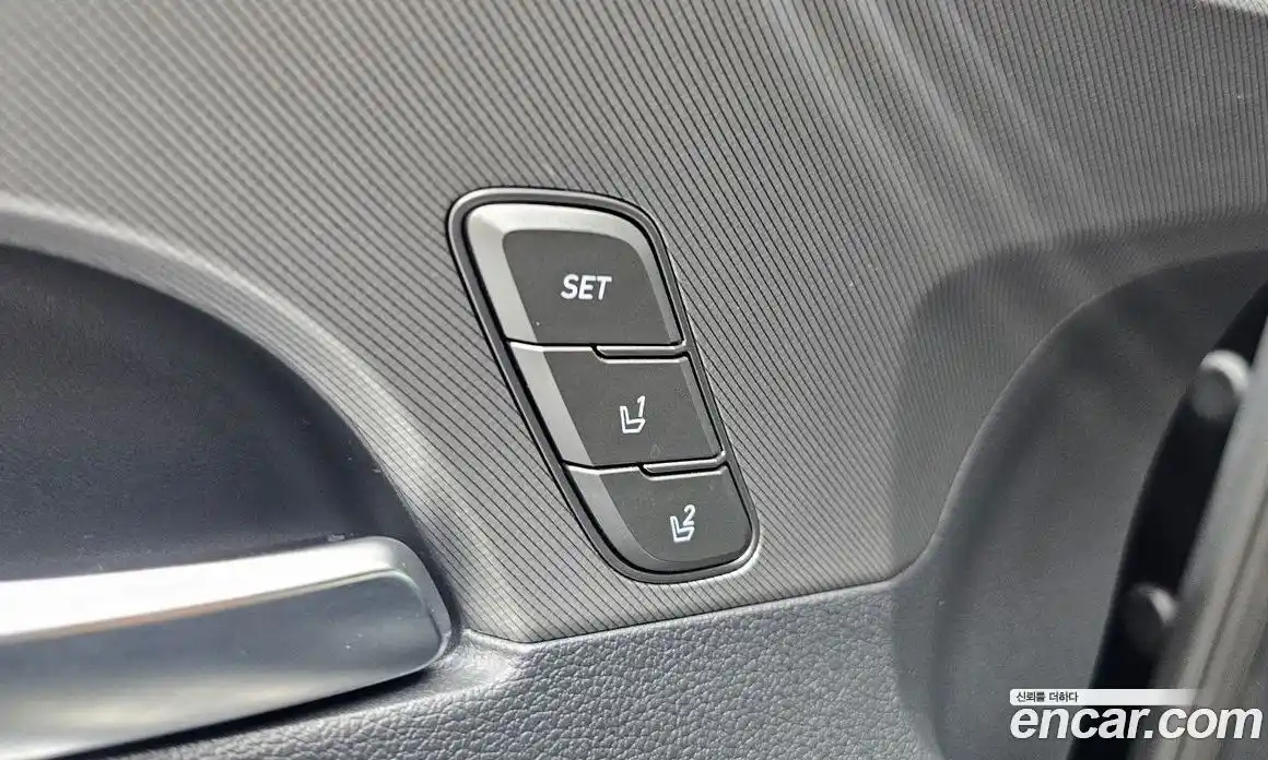 Hyundai Santa Fe 2023 1.6 Автомат в Москве № 111221, фото 20