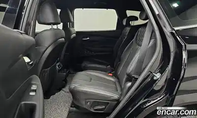 Hyundai Santa Fe 2023 1.6 Автомат в Москве № 111221, миниатюра 7