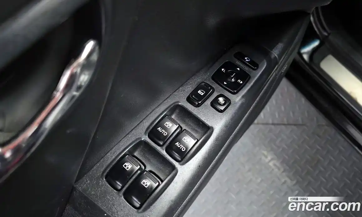 Hyundai Grandeur 2009 2.7 Автомат в Москве № 115007, фото 19