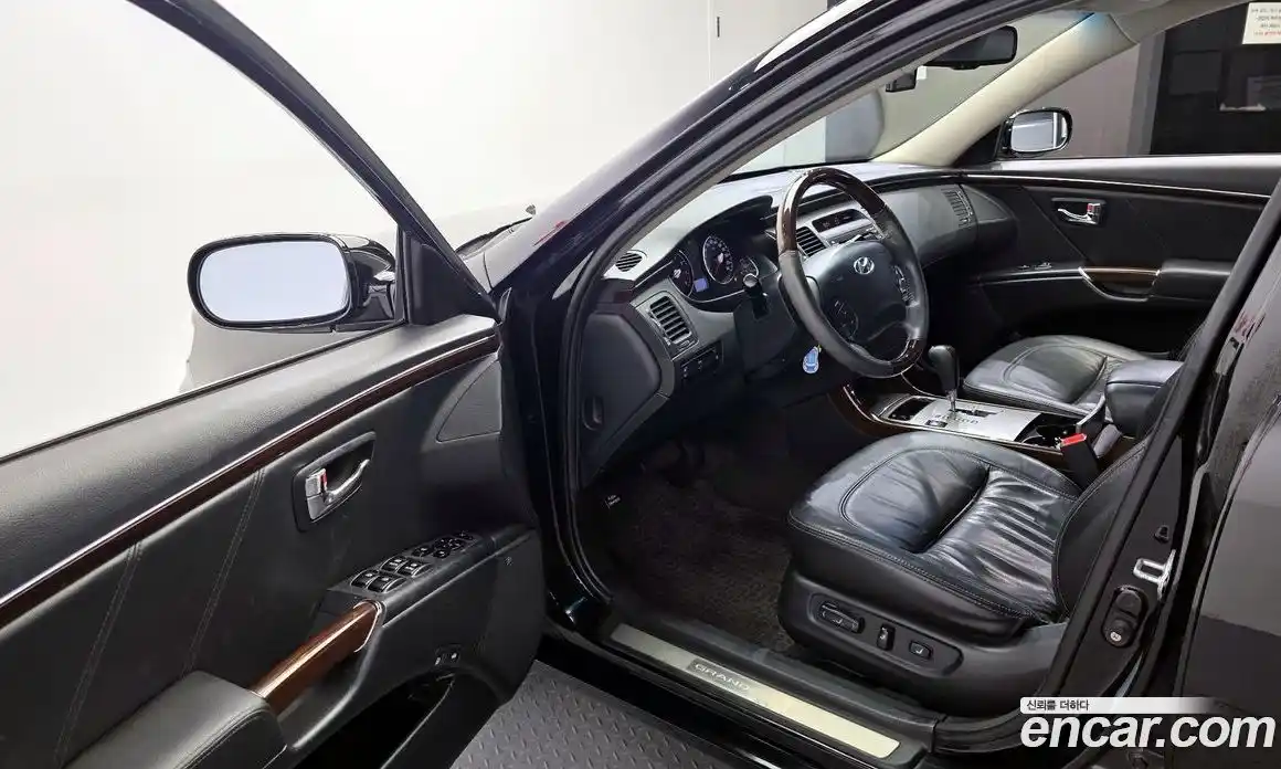 Hyundai Grandeur 2009 2.7 Автомат в Москве № 115007, фото 7