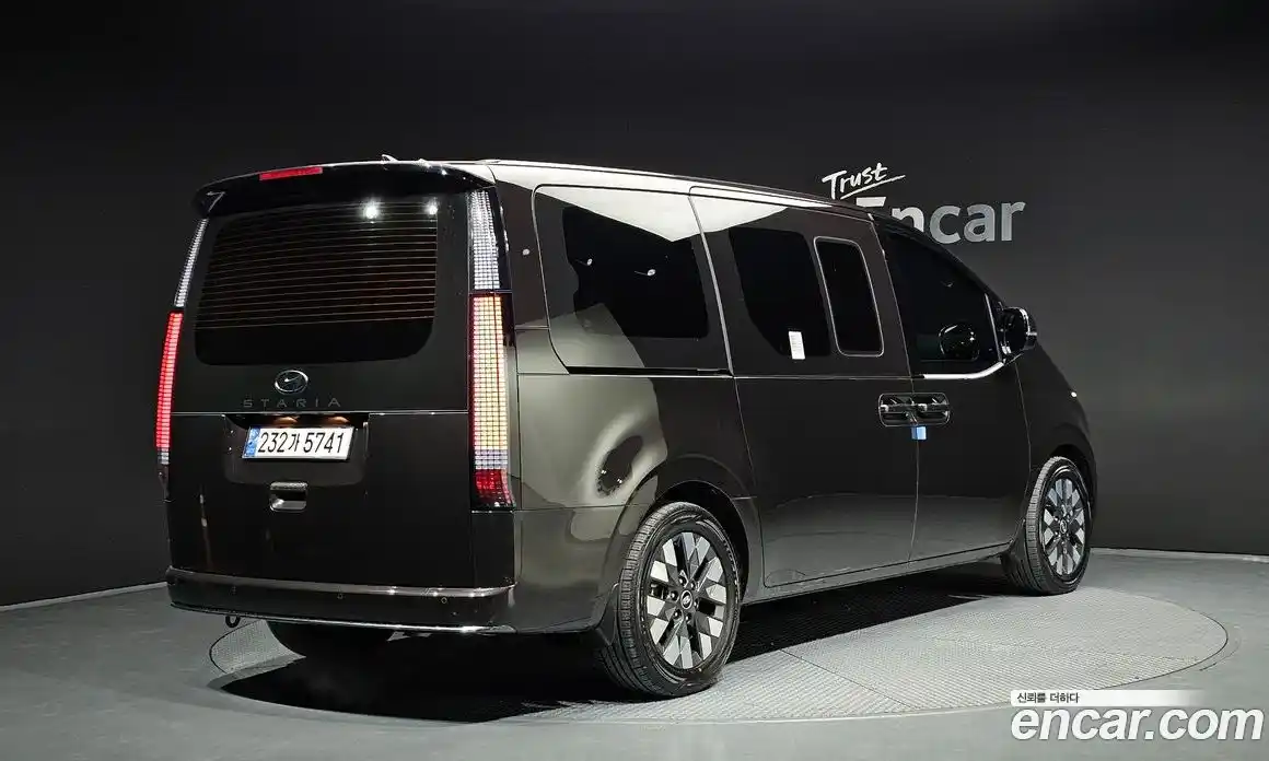 Hyundai Staria 2024 3.5 Автомат в Москве № 124837, фото 14