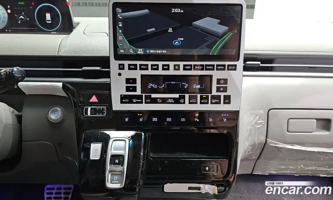 Hyundai Staria 2024 3.5 Автомат в Москве № 124837, фото 16