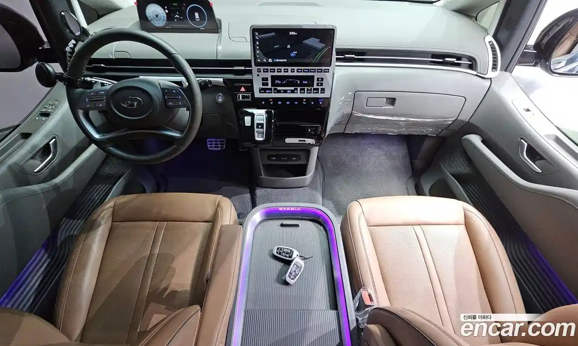 Hyundai Staria 2024 3.5 Автомат в Москве № 124837, фото 19