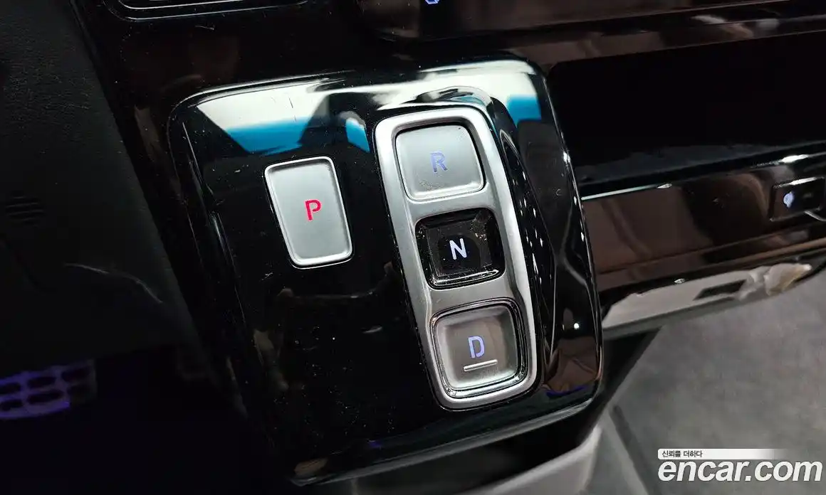 Hyundai Staria 2024 3.5 Автомат в Москве № 124837, фото 4