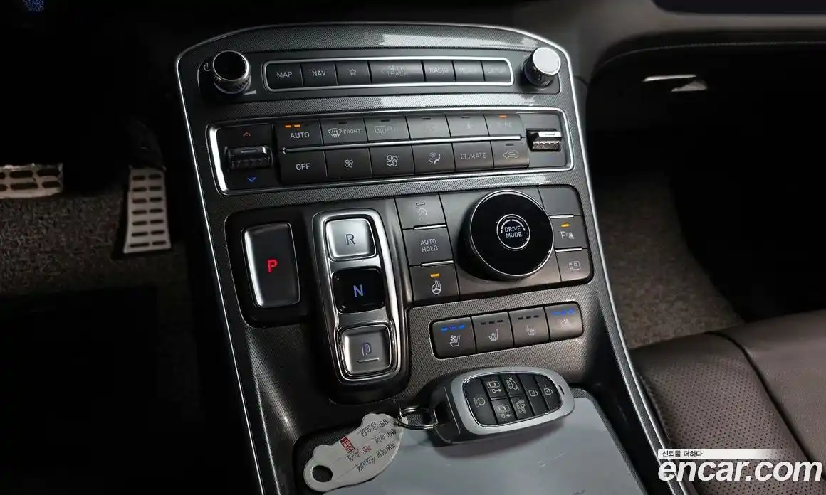 Hyundai Santa Fe 2021 2.5 Автомат в Москве № 125344, фото 15