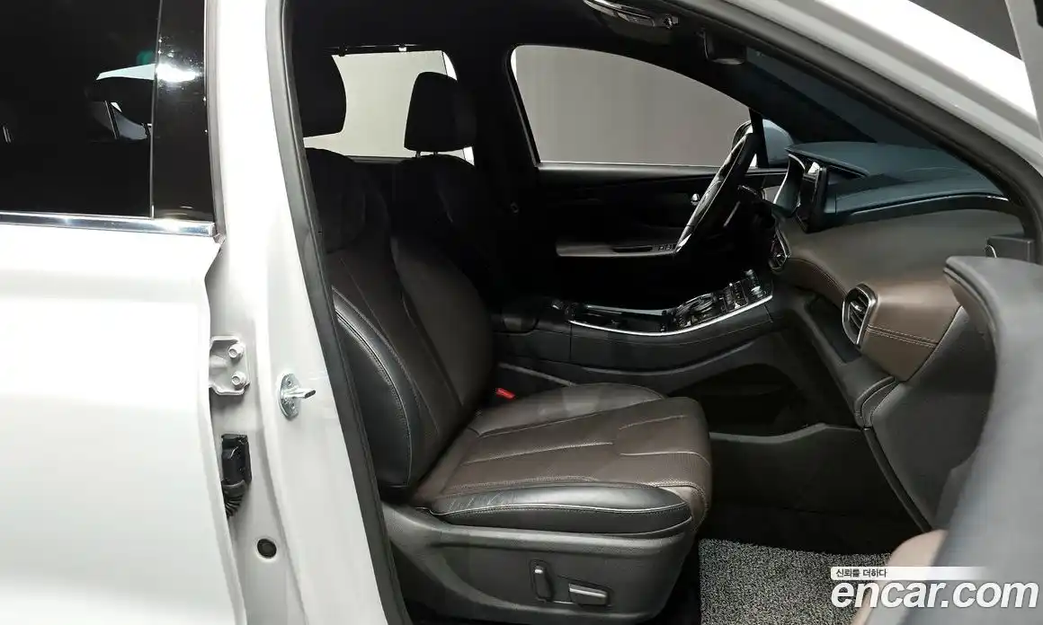 Hyundai Santa Fe 2021 2.5 Автомат в Москве № 125344, фото 17