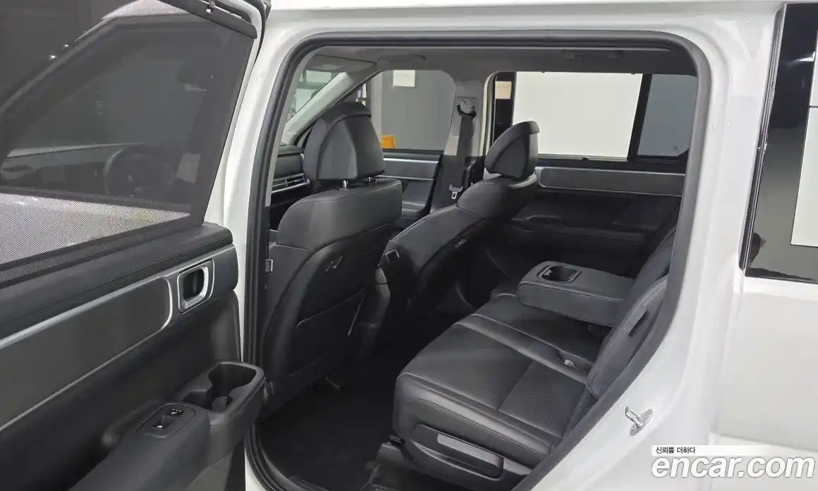 Hyundai Santa Fe 2024 2.5 Автомат в Москве № 126389, фото 9