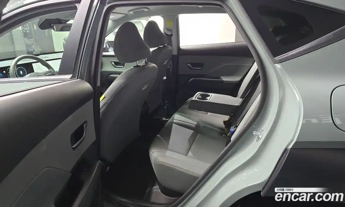 Hyundai Kona 2023 1.6 Автомат в Москве № 130214, фото 4