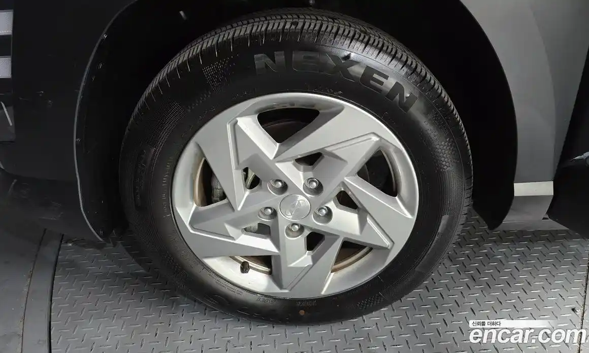 Hyundai Kona 2023 1.6 Автомат в Москве № 130214, фото 5