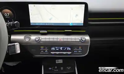 Hyundai Kona 2023 1.6 Автомат в Москве № 130214, миниатюра 8