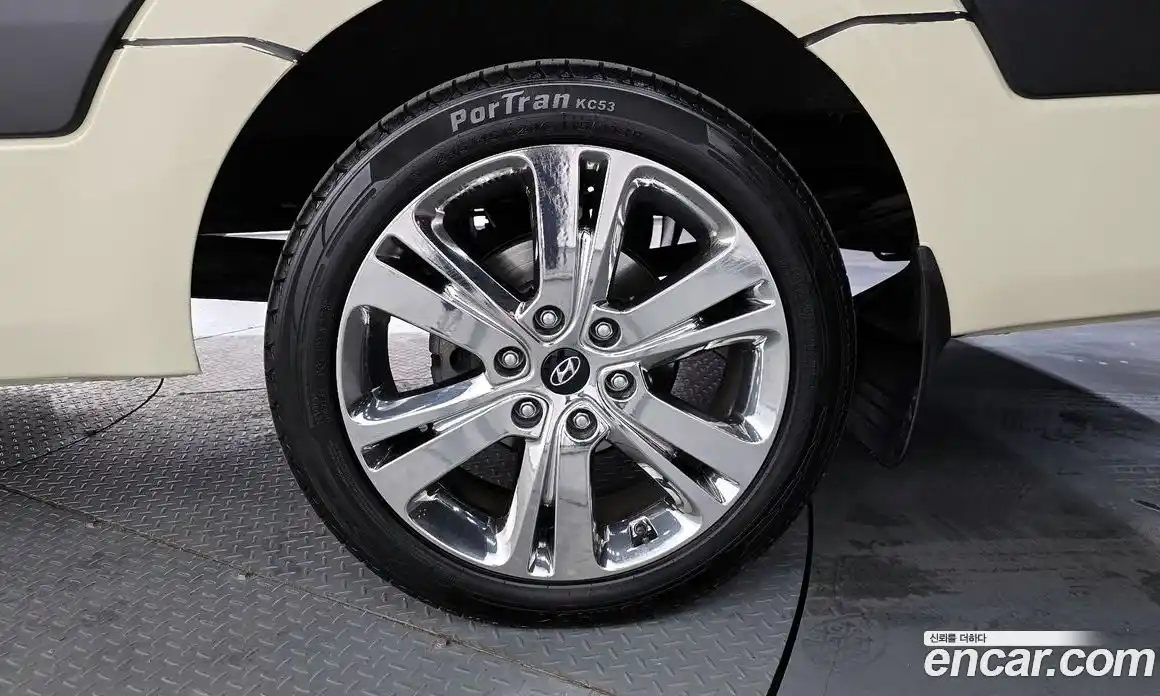 Hyundai Solati 2020 2.5 Автомат в Москве № 130345, фото 13