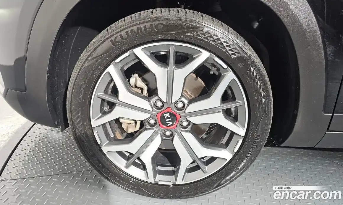 Kia Seltos 2022 1.6 Автомат в Москве № 132913, фото 15