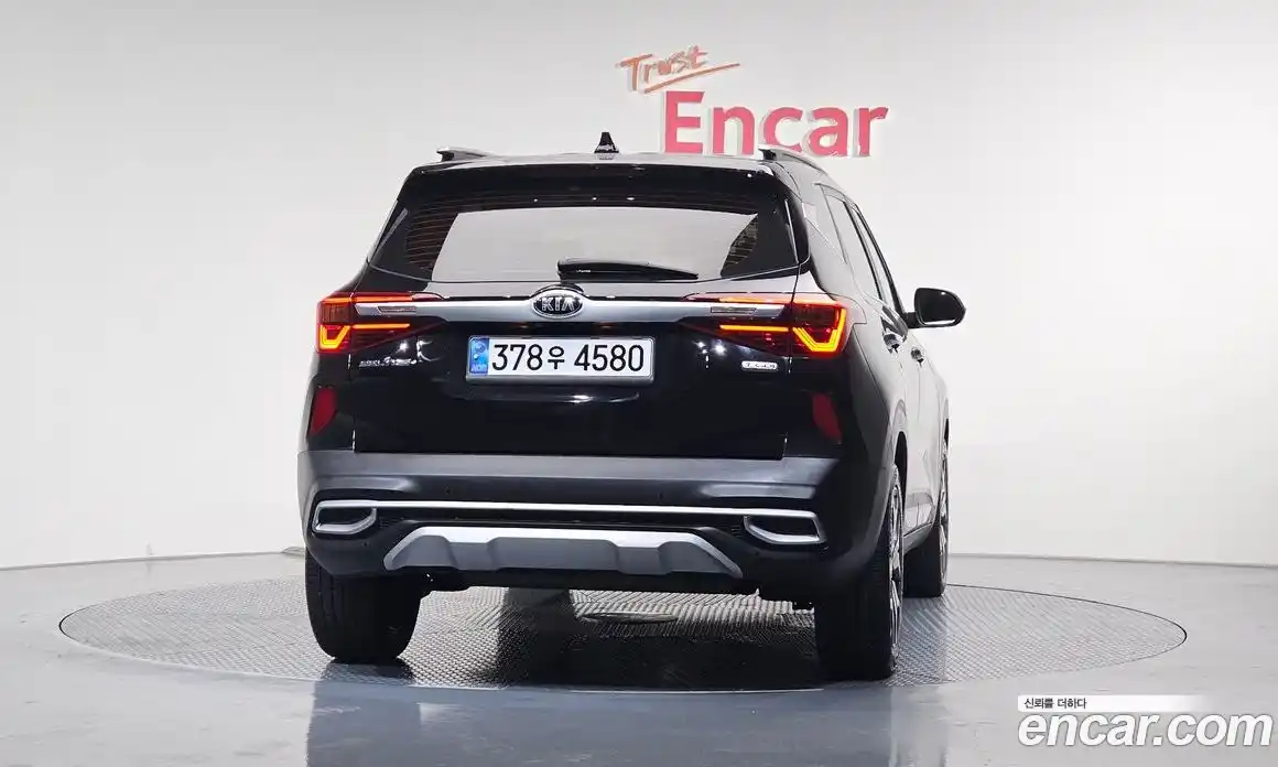 Kia Seltos 2022 1.6 Автомат в Москве № 132913, фото 19